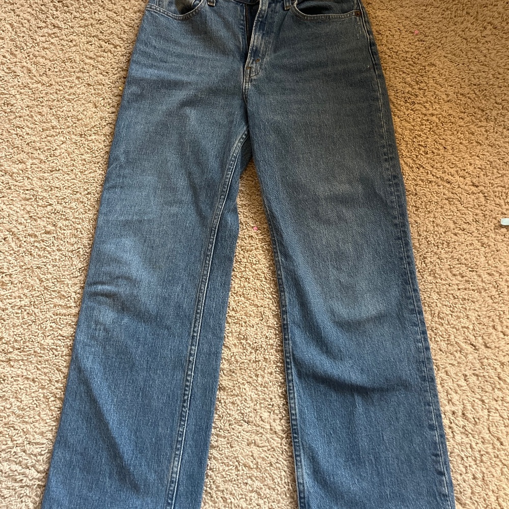 Curve love, the 90s relaxed Jean high rise